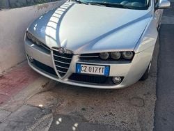 Grigio Usata 2006 Alfa Romeo 159 Tre volumi | 2300 € (Buon prezzo)