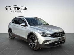Argento Usata 2022 VW Tiguan Life SUV | 28.900 € (Buon prezzo)