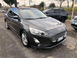 Grigio Usata 2018 Ford Focus Tre volumi | 10.900 € (Buon prezzo)
