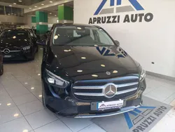 Nero Usata 2022 Mercedes B180 Monovolume | 24.500 € (Buon prezzo)