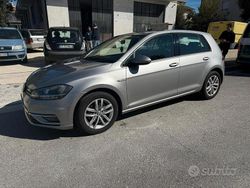 Grigio Usata 2017 VW Golf Highline Tre volumi | 11.490 € (Molto cara)