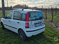 Bianco Usata 2012 Fiat Panda Tre volumi | 2200 €