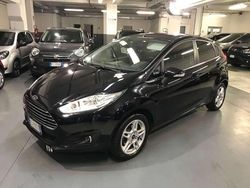 Nero Usata 2013 Ford Fiesta Titanium Tre volumi | 4900 € (Buon prezzo)