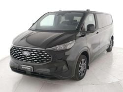 Nero metallizzato Usata 2024 Ford Tourneo Custom Titanium Furgone | 41.000 € (Buon prezzo)