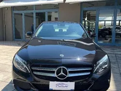 Nero Usata 2017 Mercedes C200 Exclusive Tre volumi | 17.600 € (Buon prezzo)