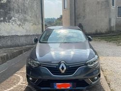 Usata 2020 Renault Mégane IV Due volumi | 13.000 € (Buon prezzo)