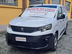 Bianco Usata 2023 Peugeot Partner Premium Monovolume | 15.900 € (Buon prezzo)