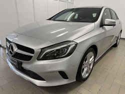 Argento Usata 2016 Mercedes A180 Tre volumi | 14.850 € (Cara)