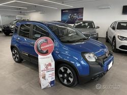 Blu Usata 2025 Fiat Panda Tre volumi | 13.500 € (Buon prezzo)