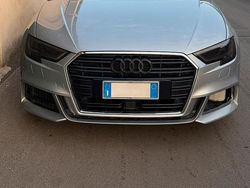Grigio Usata 2019 Audi A3 Ambiente Tre volumi | 18.500 € (Buon prezzo)