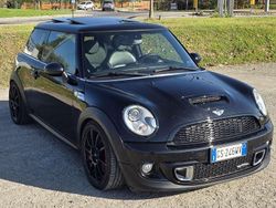 Usata 2010 Mini John Cooper Works Due volumi | 12.990 € (Super prezzo)