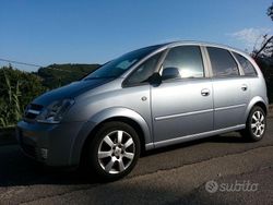 Grigio Usata 2006 Opel Meriva Monovolume | 1000 € (Ottimo prezzo)