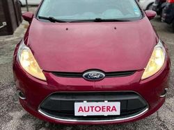 Bianco Usata 2011 Ford Fiesta Titanium Tre volumi | 4500 € (Buon prezzo)