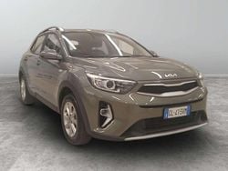 Verde Usata 2022 Kia Stonic Urban SUV | 15.500 € (Buon prezzo)