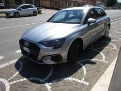 Argento Usata 2022 Audi A3 Business Tre volumi | 22.940 € (Buon prezzo)