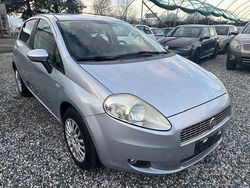 Bianco Usata 2009 Fiat Grande Punto Active Due volumi | 2400 € (Buon prezzo)