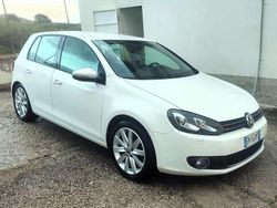 Bianco Usata 2012 VW Golf VII Highline Tre volumi | 8300 € (Ottimo prezzo)