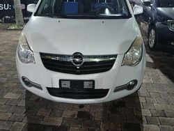 Bianco Usata 2010 Opel Agila Enjoy Monovolume | 3500 € (Buon prezzo)
