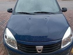 Blu Usata 2008 Dacia Sandero Tre volumi | 1900 € (Ottimo prezzo)