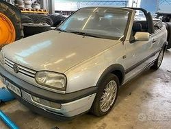 Usata 1996 VW Golf III Cabrio | 3000 €
