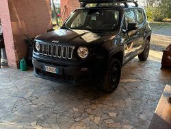 Nero Usata 2015 Jeep Renegade SUV | 8100 €