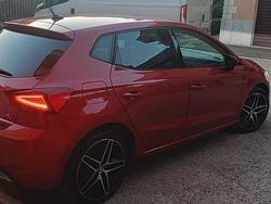 Rosso Usata 2019 Seat Ibiza FR Tre volumi | 9800 € (Buon prezzo)