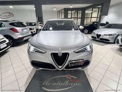 Argento Usata 2019 Alfa Romeo Stelvio Business SUV | 17.999 € (Buon prezzo)