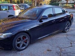 Nero Usata 2019 Alfa Romeo Giulia Business Tre volumi | 16.000 € (Super prezzo)