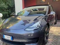 Grigio Usata 2020 Tesla Model 3 Standard Range Tre volumi | 27.000 € (Buon prezzo)