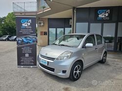 Argento Usata 2008 Daihatsu Sirion Due volumi | 2900 € (Buon prezzo)
