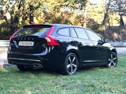 Nero Usata 2014 Volvo V60 R-Design Station wagon | 7600 € (Buon prezzo)
