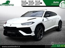 Bianco metallizzato Usata 2024 Lamborghini Urus SUV | 332.500 € (Cara)