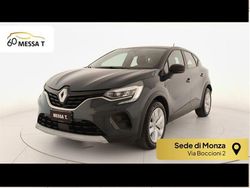 Blu scuro Usata 2022 Renault Captur Zen SUV | 16.850 € (Buon prezzo)