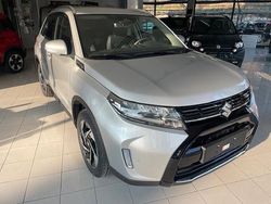 Bianco Nuova 2025 Suzuki Vitara SUV | 25.500 € (Buon prezzo)