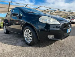 Nero Usata 2006 Fiat Grande Punto Dynamic Due volumi | 2900 € (Cara)
