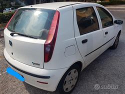Bianco Usata 2007 Fiat Punto Due volumi | 1500 € (Ottimo prezzo)
