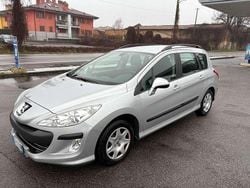 Argento Usata 2010 Peugeot 308 Premium Station wagon | 4990 € (Buon prezzo)