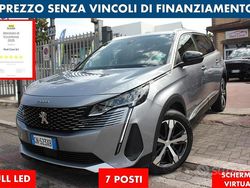 Grigio Usata 2023 Peugeot 5008 Allure SUV | 22.450 € (Ottimo prezzo)