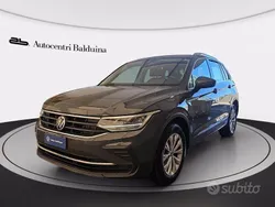 Dolphin grey met Usata 2021 VW Tiguan Life SUV | 26.500 € (Buon prezzo)