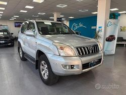 Grigio Usata 2004 Toyota Land Cruiser SUV | 15.500 € (Buon prezzo)