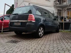 Usata 2006 Opel Zafira Monovolume | 4000 € (Molto cara)