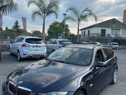 Blu Usata 2007 BMW 330 Station wagon | 3799 €