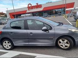 Grigio Usata 2008 Peugeot 207 Tre volumi | 3000 € (Buon prezzo)