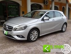 Grigio Usata 2014 Mercedes A180 Tre volumi | 9000 € (Buon prezzo)