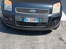 Usata 2007 Ford Fusion Due volumi | 2990 € (Cara)