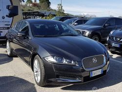 Nero Usata 2014 Jaguar XF Tre volumi | 11.500 € (Molto cara)