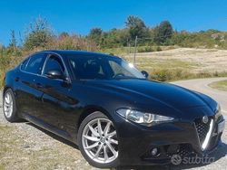 Usata 2016 Alfa Romeo Giulia Tre volumi | 18.500 € (Buon prezzo)