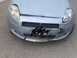 Usata 2009 Fiat Grande Punto Due volumi | 1000 €