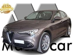 Grigio Usata 2017 Alfa Romeo Stelvio Executive SUV | 20.900 € (Buon prezzo)