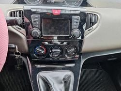 Grigio Usata 2017 Lancia Ypsilon Due volumi | 8000 €